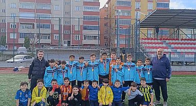 Türkeli Cumhuriyet Ortaokulu, il şampiyonu oldu