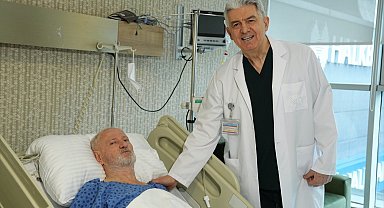 Türkiye'de ilk kez görülen dev anevrizma neştersiz iyileşti