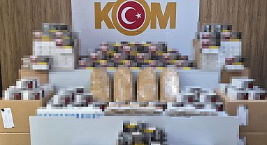 Tütün operasyonunda iş yeri ve depoya baskın