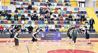 U14 Erkekler Basketbol bölge şampiyonası Balıkesir'de başladı