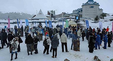 Uludağ zirvesinde gençlik buluşması