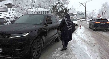 Uludağ'a çıkanlara jandarma izin vermedi