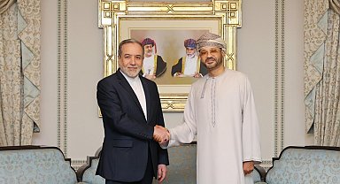 Umman: "İran-ABD görüşmelerinde müzakerelerin yeniden başlatılması için uygun koşulların hazırlanmasına odaklanılıyor"