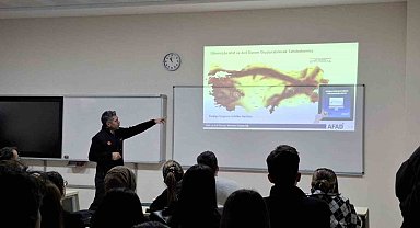 Üniversite öğrencilerine ve akademik personele afet eğitimi