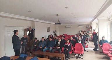 Üreticiler tarımsal risklere karşı bilgilendirildi