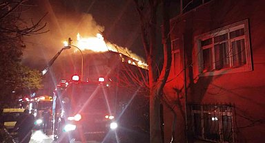 Üsküdar'da korkutan yangın