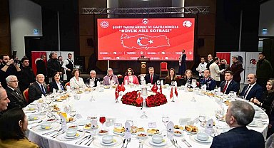 Vali Yılmaz, şehit yakınları ve gazilerle "Büyük Aile Sofrası"nda buluştu