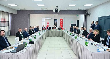 Vali Yılmaz'dan başarılı İŞKUR personeline teşekkür belgesi