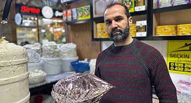 Van otlu peyniri hem sofralık hem hediyelik olarak tercih ediliyor