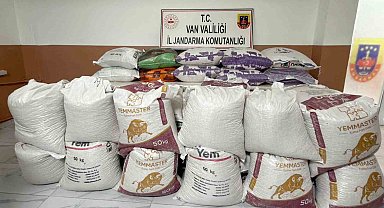 Van'da 3,5 milyon TL değerinde kaçak gıda malzemesi ele geçirildi