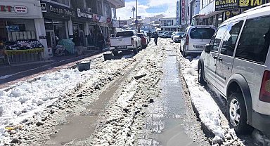 Van'da esnaf ve vatandaşlardan "altyapı ve temizlik" tepkisi