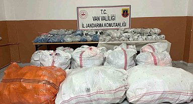 Van'da gümrük kaçakçılığı operasyonu