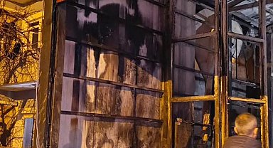 Van'da iş yerindeki yangında 1 kişi yaralandı, 2 kişi dumandan etkilendi