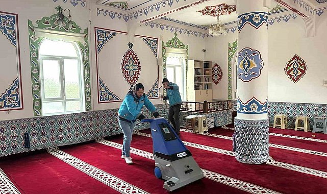 Vezirköprü'de camilerde temizlik çalışması