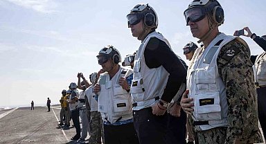 Witkoff'tan Umman Denizi'ndeki ABD uçak gemisine ziyaret