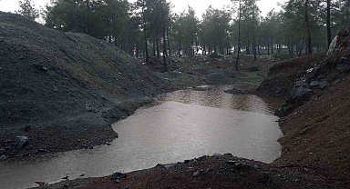Yağışlı havayla birlikte su dolan çukura düşen 10 yaşındaki çocuk hayatını kaybetti
