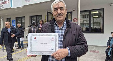 Yaklaşık 40 yıldır içtiği sigarayı 1 haftada bıraktı