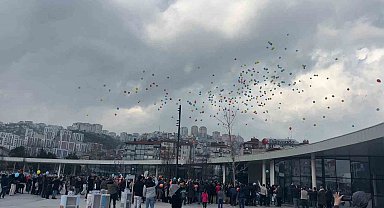 Yardım kampanyası tamamlanan Uras Ege için gökyüzüne balonlar bırakıldı