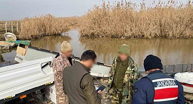 Yasak bölgede avlanan 3 şahıs, jandarma ekiplerince yakalandı