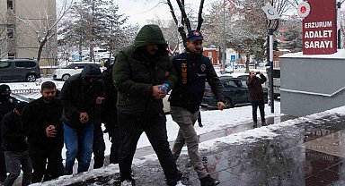 Yasal araç kiralama web sitesi kurarak vatandaşları dolandırdılar