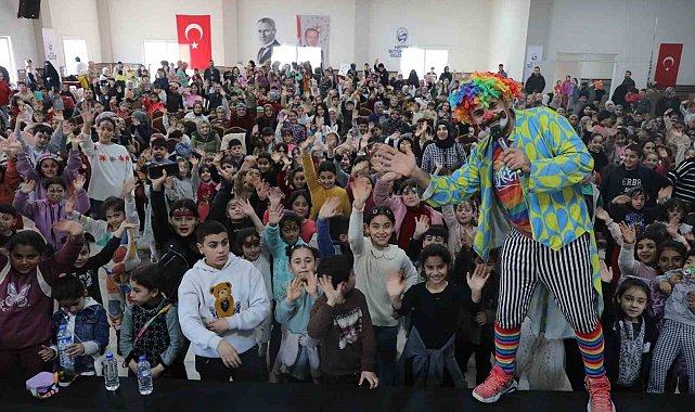 Yayladağı'nda çocuk şenliği yüzleri güldürdü