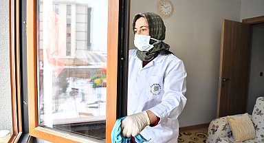 Yeşilyurt'ta büyükler baş tacı olmaya devam ediyor