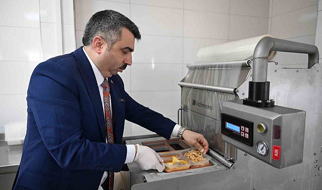 Yıldırım'da, gönüller de sofralar da bir