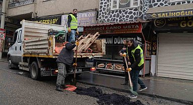 Yoğun kar, don ve tuzlama sonrası bozulan yollarda onarım çalışması başlatıldı