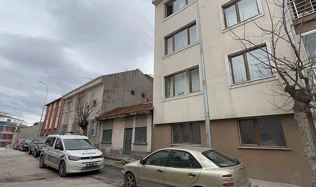 Yüksekten düşüp ağır yaralanan çocuk komada