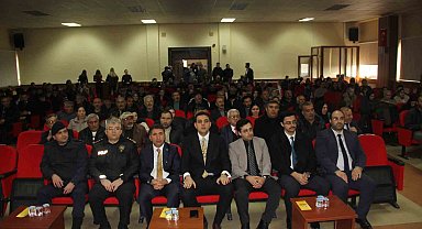 Zara'da arıcılık konferansı düzenlendi