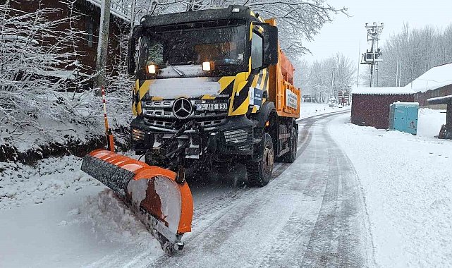Zirvelerde kar etkili oldu: 630 personel sahada