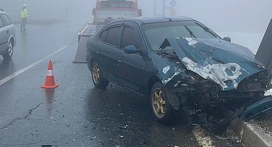 2 aracın karıştığı kazada 2 kişi yaralandı