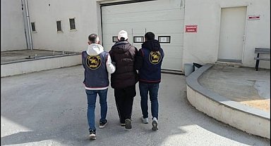 21 yıl hapis cezası bulunan dolandırıcı JASAT'tan kaçamadı