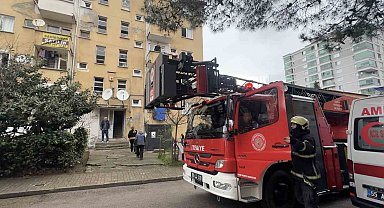 3 yaşındaki çocuğun yaktığı battaniye yangına yol açtı: 3 kişi dumandan etkilendi