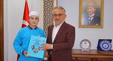 7 ayda hafızlık eğitimini tamamladı