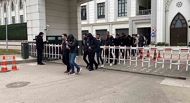 7 ilde 105 milyon liralık dolandırıcılık operasyonunun 25 zanlısı adliyeye sevk edildi