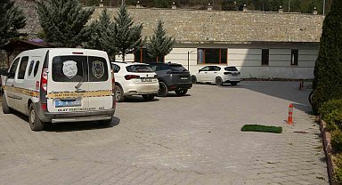 8'inci kattaki balkondan düşen genç hayatını kaybetti