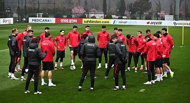 A Milli Futbol Takımı, Romanya maçı hazırlıklarını sürdürdü