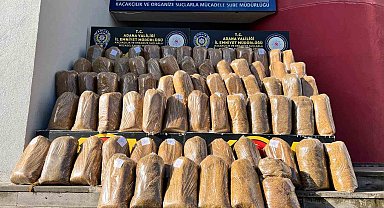 Adana'da 1 ton kaçak tütün ele geçirildi
