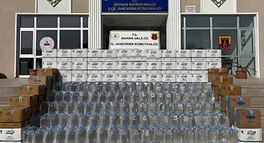 Adana'da 2 bin litre kaçak alkol ele geçirildi: 1 tutuklama