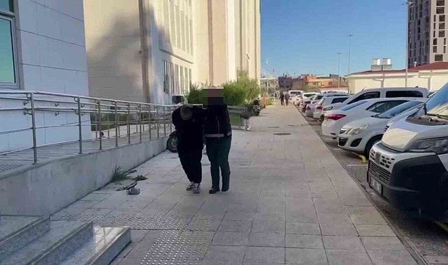 Adana'da hapis cezasıyla aranan 25 hükümlü yakalandı