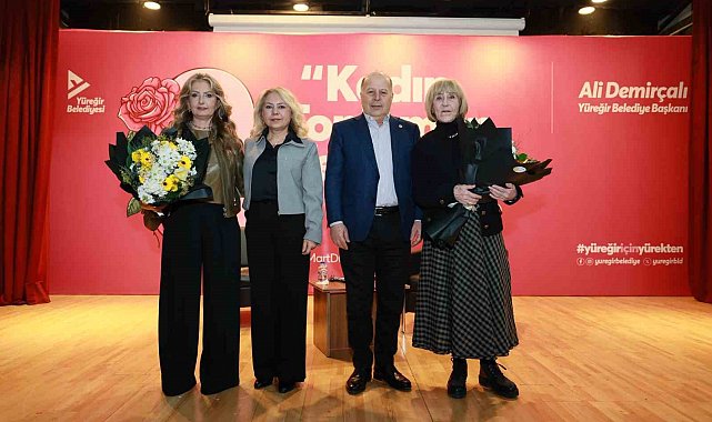 Adana'da "Cumhuriyet Işığında Edebiyat ve Kadın" söyleşisi