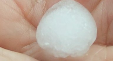 Adana'da yağmurun ardından dolu etkili oldu