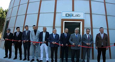 ADÜ'de dijital eğitim laboratuvarı açıldı