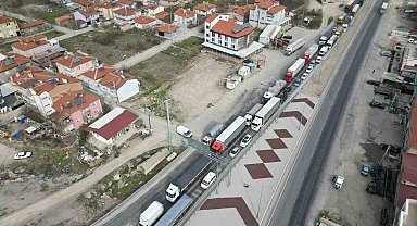 Afyonkarahisar'da bayram trafiği yoğunluğu başladı