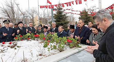 Ağrı'da Çanakkale Zaferi'nin 111. yılı törenlerle anıldı