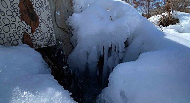 Ağrı'da dondurucu soğuklar etkisini sürdürüyor