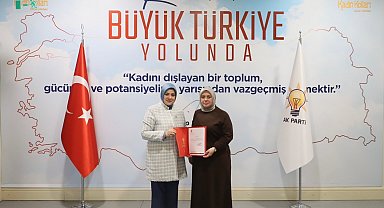 AK Parti Bilecik'te Kadın Kollarına yeni atamalar yapıldı