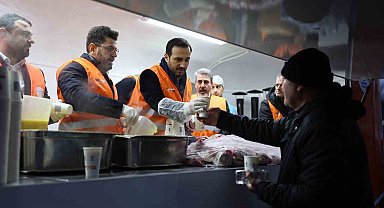 AK Parti İstanbul'dan her gün on binlerce kişiye çorba ikramı