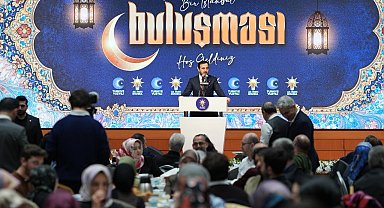 AK Parti'nin "Gelenekten Geleceğe İftarı"nda 400 usta sanatçı bir araya geldi